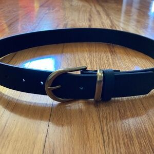 NWOT Evereve brand "Melanie" Belt (Sold out online)